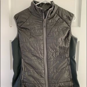 REI Medium Vest in grey